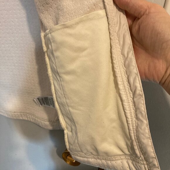 #39 Women's Columbia White Lightweight Jacket, Size Extra Small - Picture 5 of 7